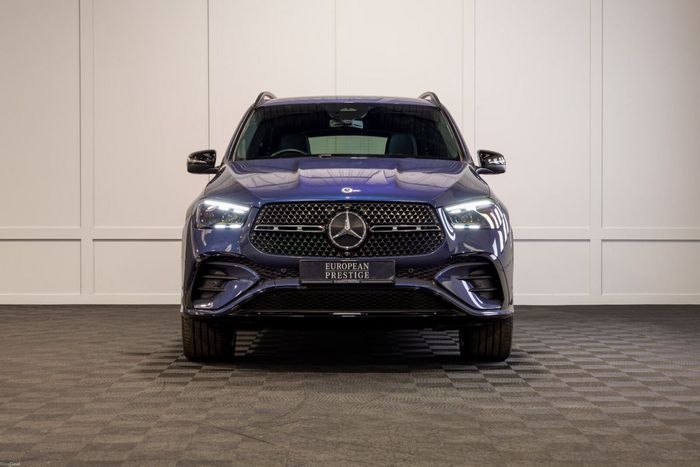 Mercedes-Benz GLE 2025