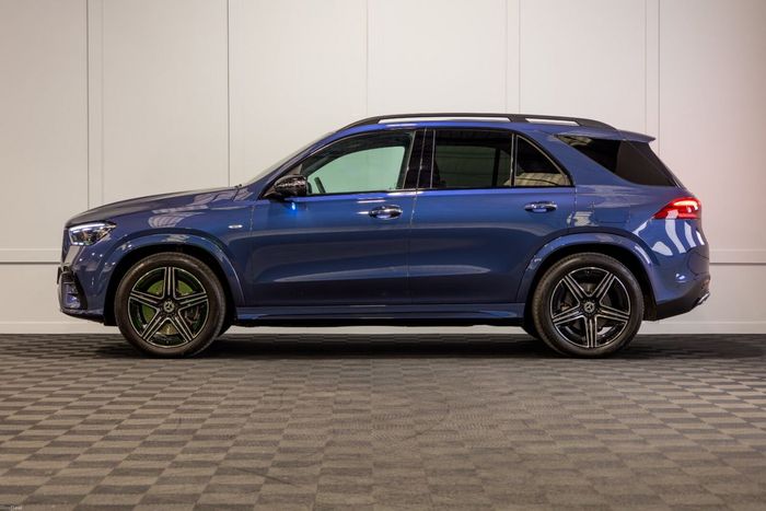 Mercedes-Benz GLE 2025