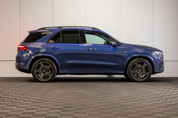 Mercedes-Benz GLE 2025