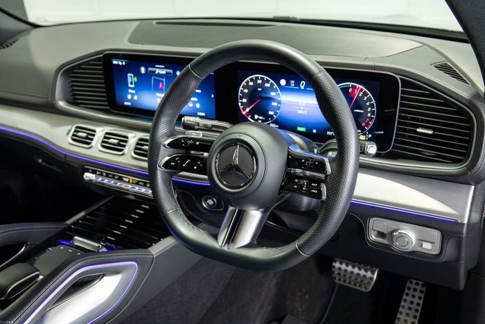 Mercedes-Benz GLE 2025