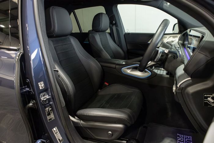 Mercedes-Benz GLE 2025