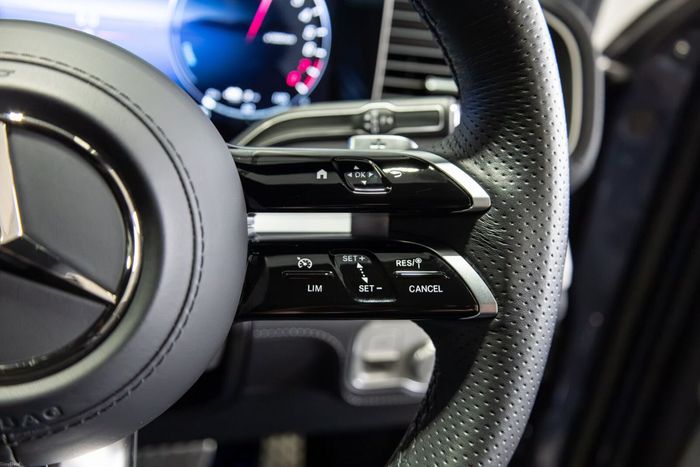 Mercedes-Benz GLE 2025