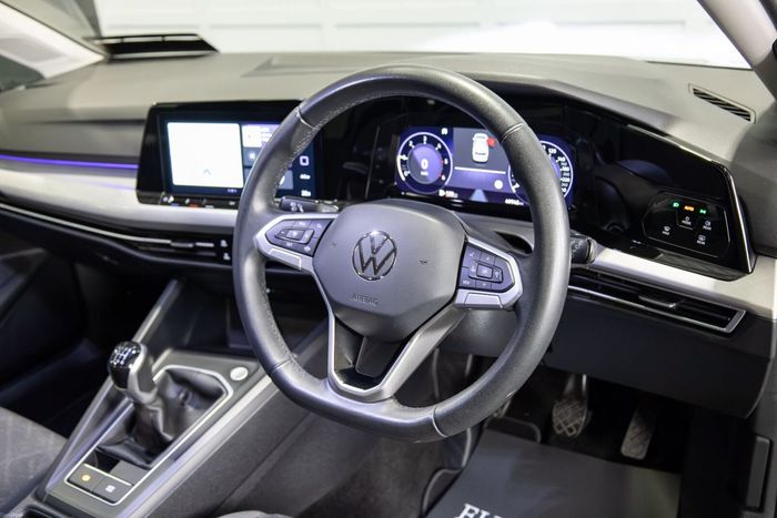 Volkswagen Golf 2024