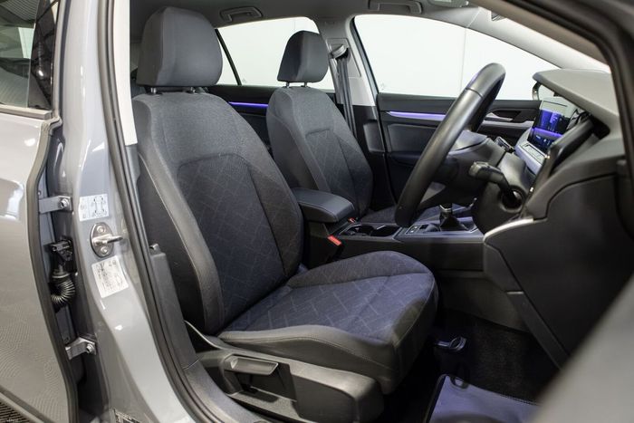 Volkswagen Golf 2024