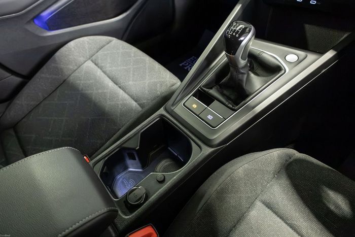 Volkswagen Golf 2024