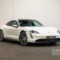 Porsche Taycan 2022