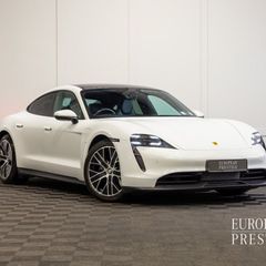 Porsche Taycan 2022