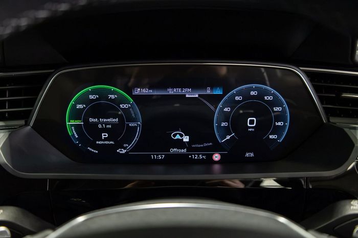 Audi Q8 e-tron 2023