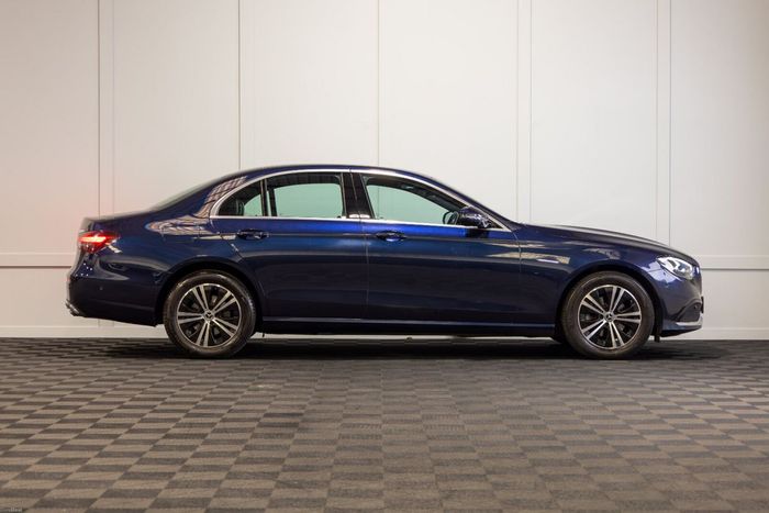 Mercedes-Benz E-Class 2022