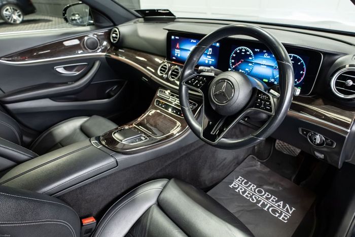 Mercedes-Benz E-Class 2022