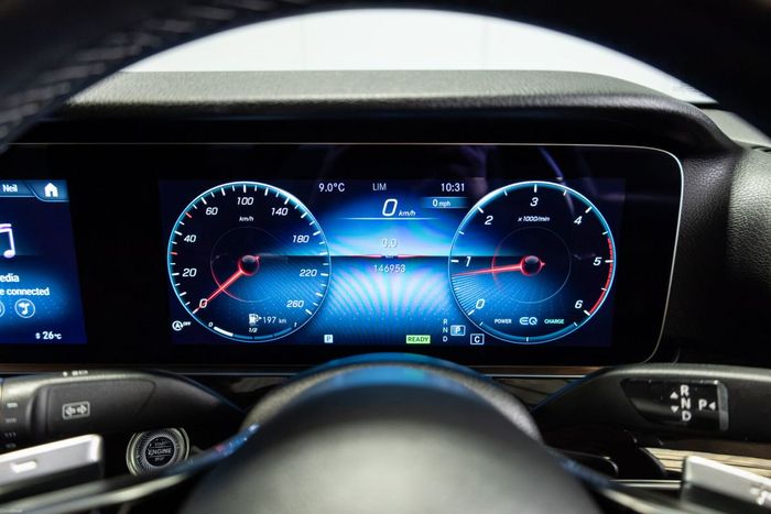 Mercedes-Benz E-Class 2022