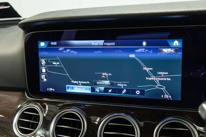 Mercedes-Benz E-Class 2022