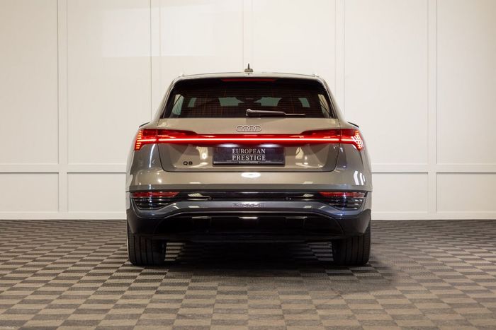 Audi Q8 e-tron 2023