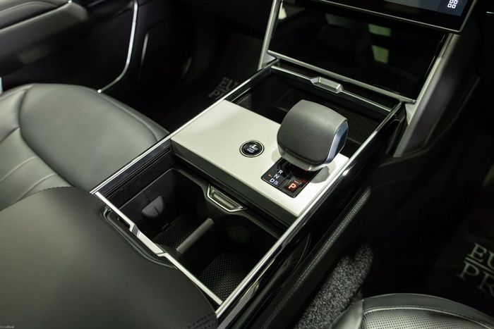 Land Rover Range Rover 2026