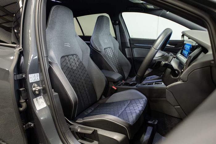 Volkswagen Golf 2022
