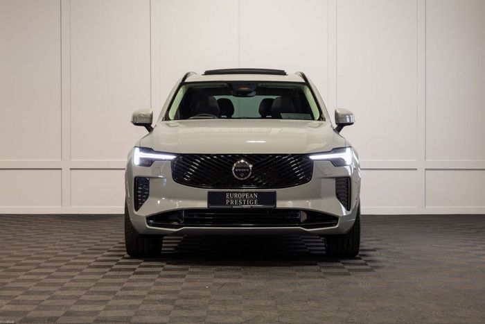 Volvo XC90 2025