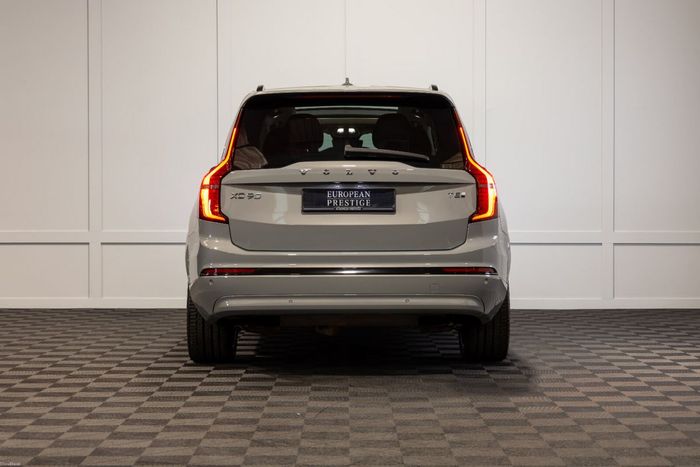 Volvo XC90 2025