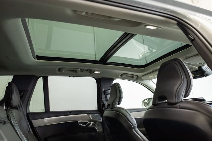 Volvo XC90 2025