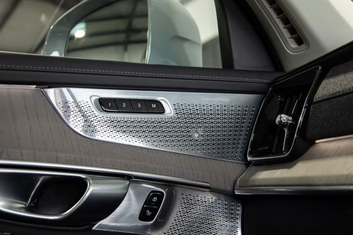 Volvo XC90 2025