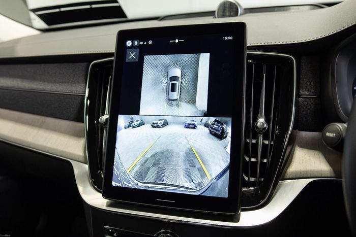 Volvo XC90 2025