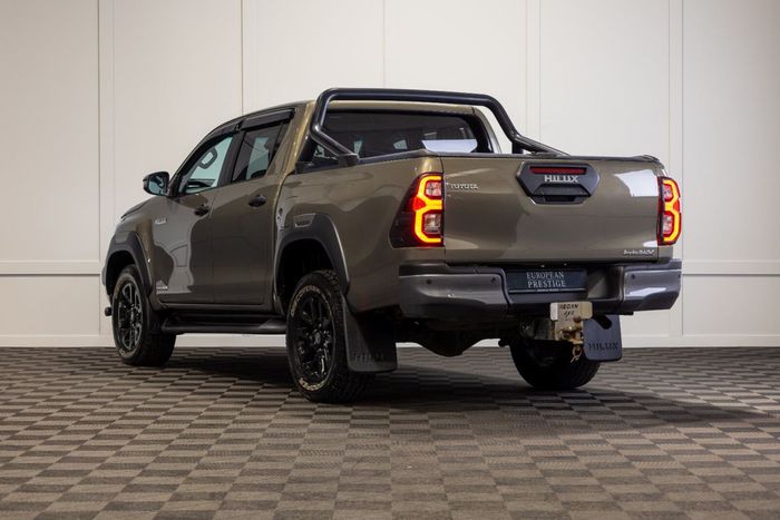 Toyota HiLux 2021