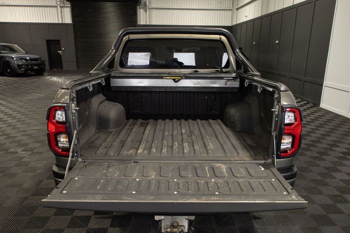 Toyota HiLux 2021