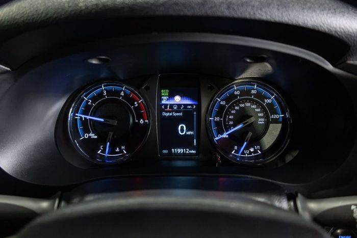 Toyota HiLux 2021