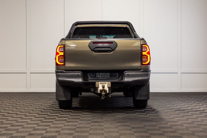 Toyota HiLux 2021