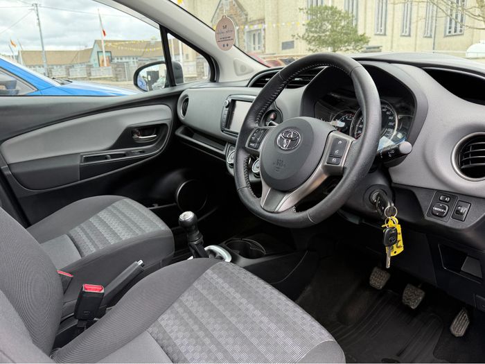 Toyota Yaris 2016