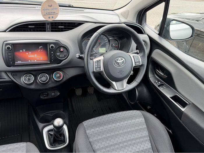 Toyota Yaris 2016