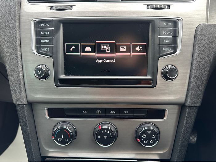 Volkswagen Golf 2016