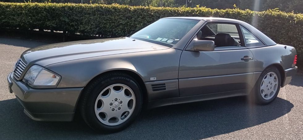 Mercedes-Benz SL-Class 1990