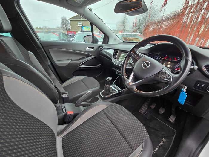 Opel Crossland X 2018