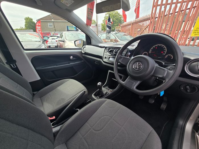 Volkswagen Up! 2015