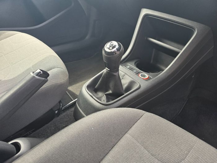 Volkswagen Up! 2015
