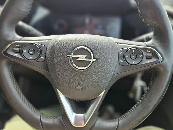 Opel GRANDLAND X 2022