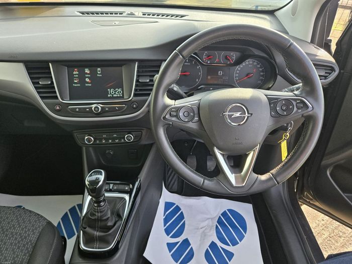 Opel Crossland 2023