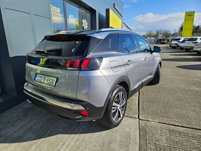 Peugeot 3008 2023