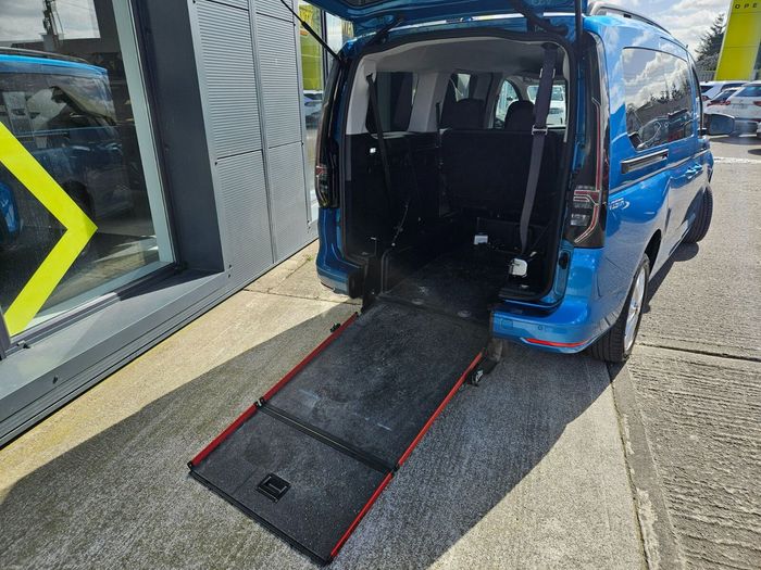 Volkswagen Caddy Maxi Life 2023