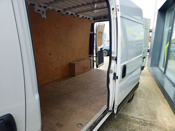 Opel Movano 2023