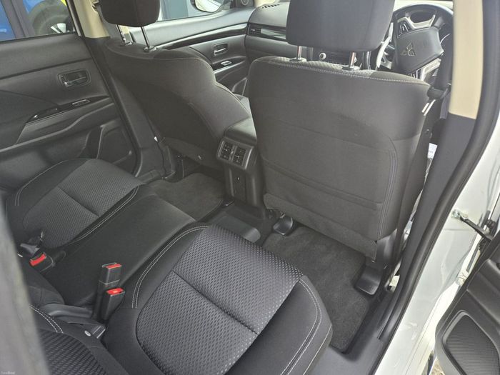 Mitsubishi Outlander 2019