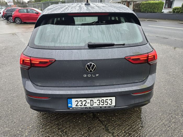 Volkswagen Golf 2023