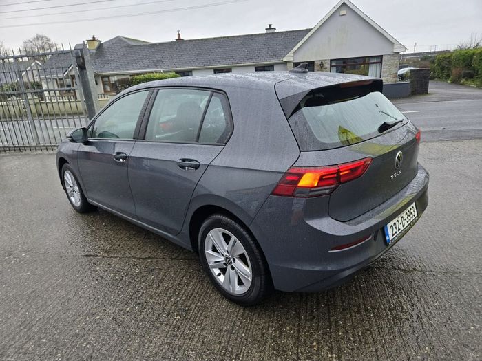 Volkswagen Golf 2023