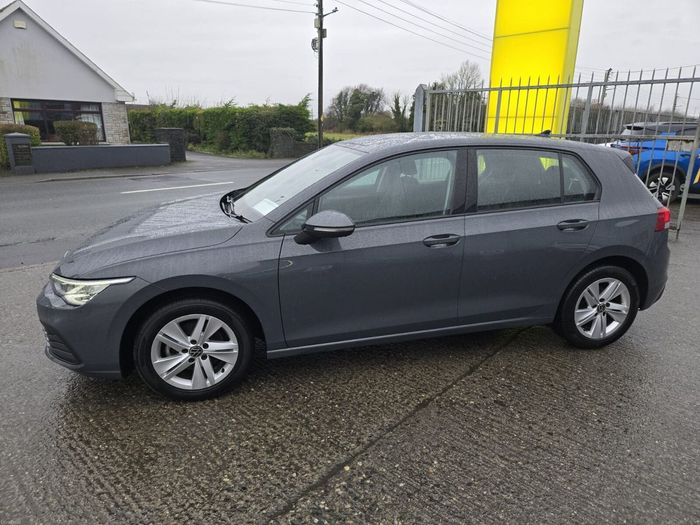Volkswagen Golf 2023