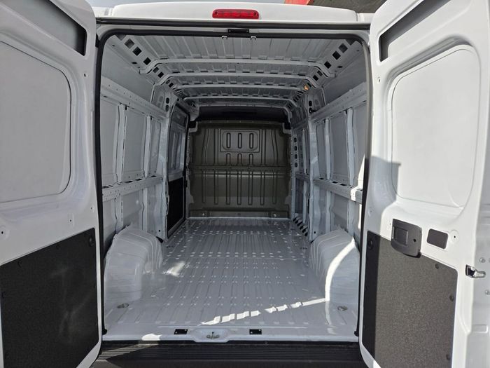 Opel Movano 2025