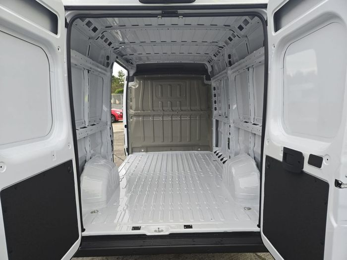 Opel Movano 2025