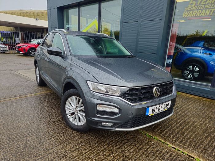 Volkswagen T-Roc 2019