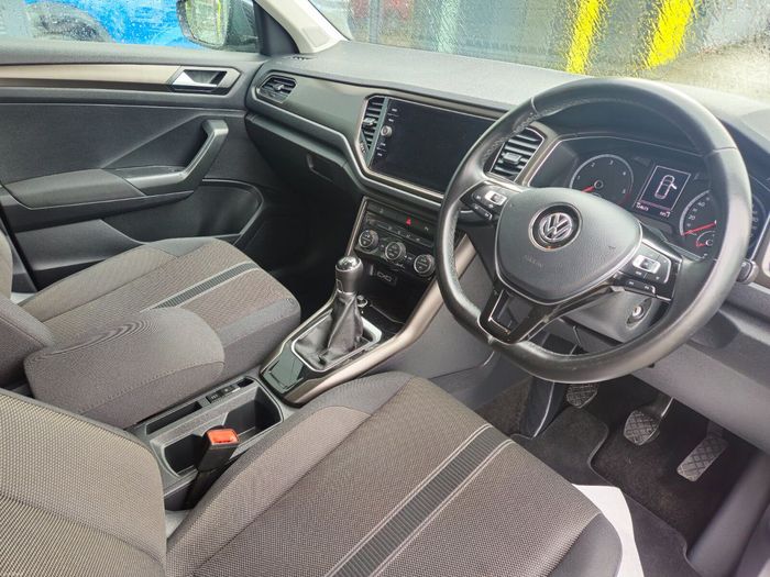 Volkswagen T-Roc 2019