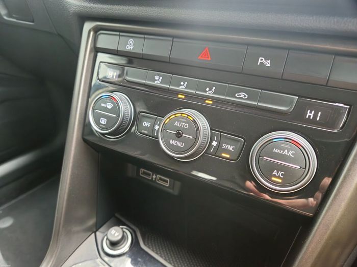 Volkswagen T-Roc 2019