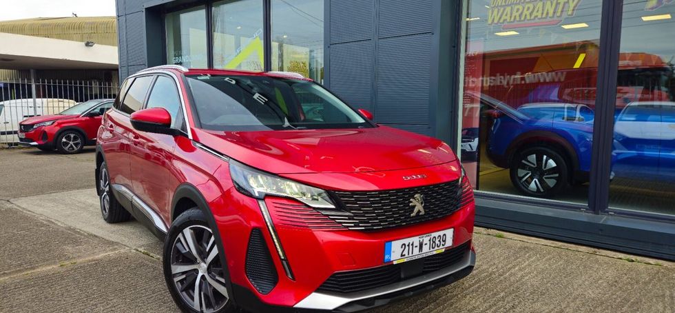 Peugeot 5008 2021